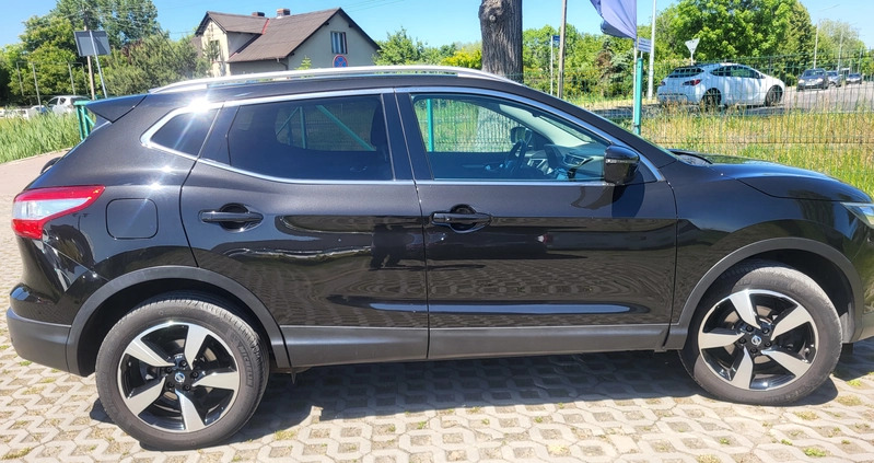 Nissan Qashqai cena 59900 przebieg: 144000, rok produkcji 2015 z Bieruń małe 781